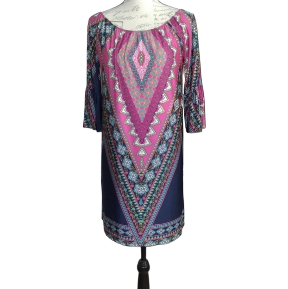 Auditions Dresses & Skirts - ❤️SALE 𝅺Auditions | vibrant multicolor bell sleeve shift dress